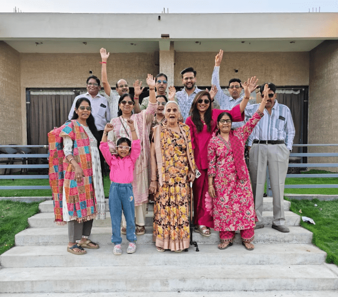 picnic spot near jabalpur , one day picnic spot for family, one day trip near jabalpur